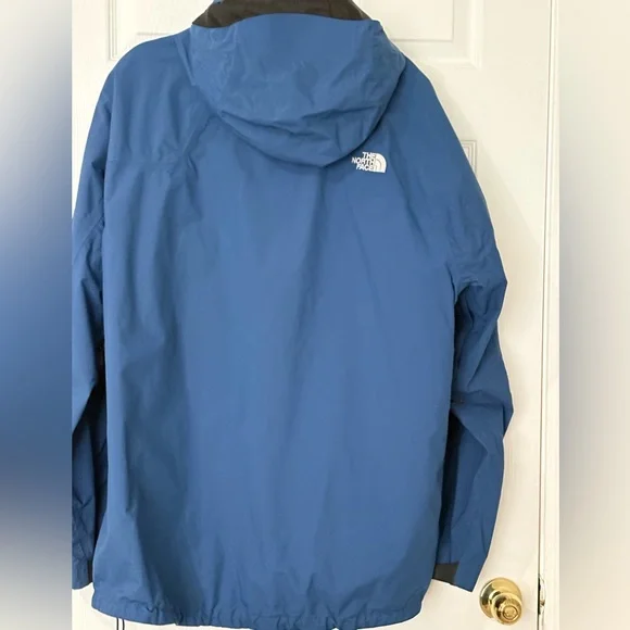 The North Face Men's Classic Blue HyVent Raincoat - Picture 2 of 7